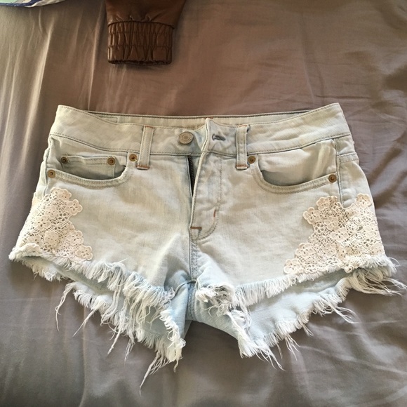 AE lace shorts