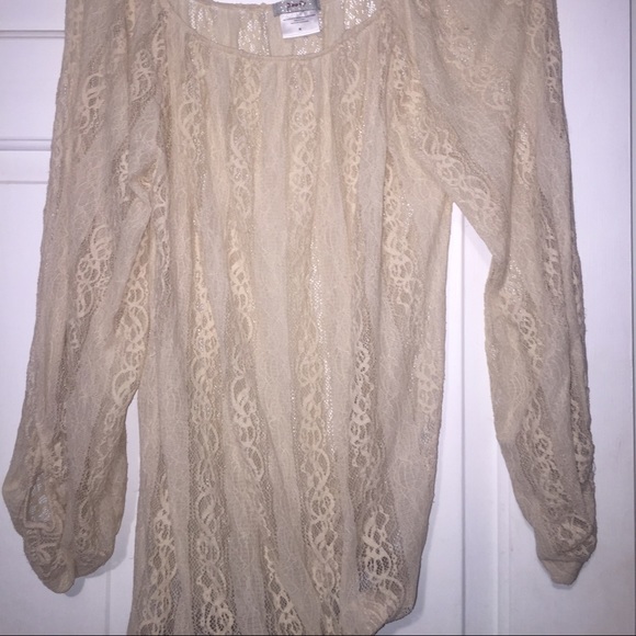 Blouse champagne really nice condition - Picture 2 of 2