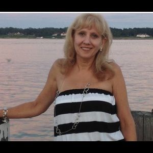 Meet your Posher, Sheila