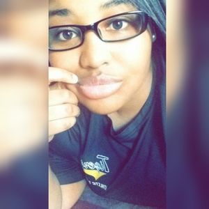 Meet your Posher, Shayla