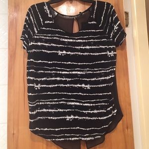 EXPRESS B&W Stripped T-Shirt, Mesh Back