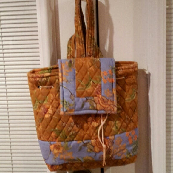 Back pack - Picture 2 of 3