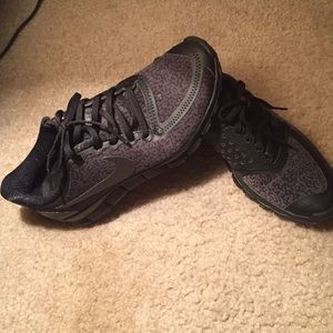 Women's Black Nike Free 5.0 V4