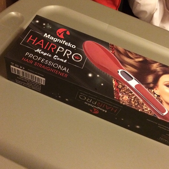 Hair straightener brush