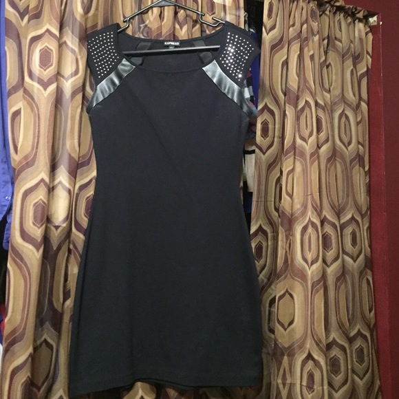 Express Dresses & Skirts - Express Little black dress