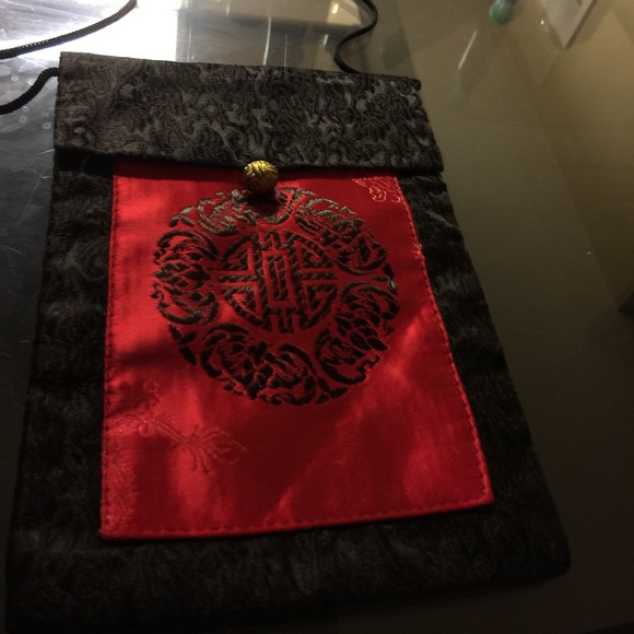 Purse - Picture 1 of 3