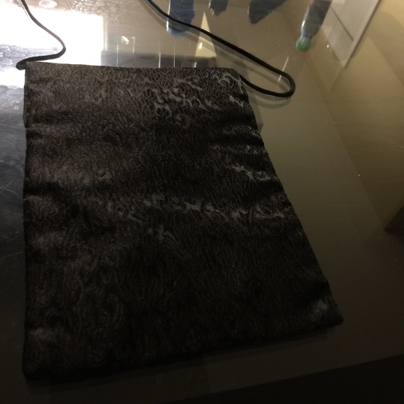 Purse - Picture 2 of 3