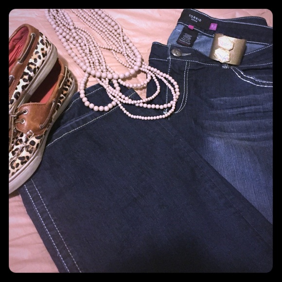 TORRID Darkwash Bootcut Jeans!