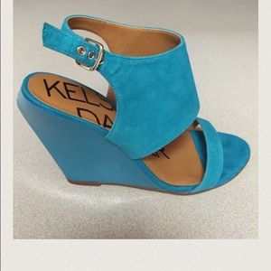 Bundle of two pairs of great shoes!