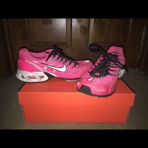 Pink Nike Max Air Womens Shoe