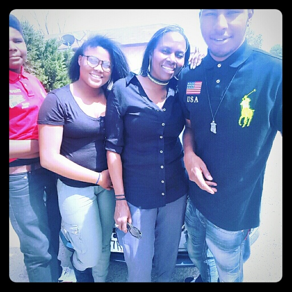 Hi. I'm Latifah and this is my family.. - Picture 1 of 1