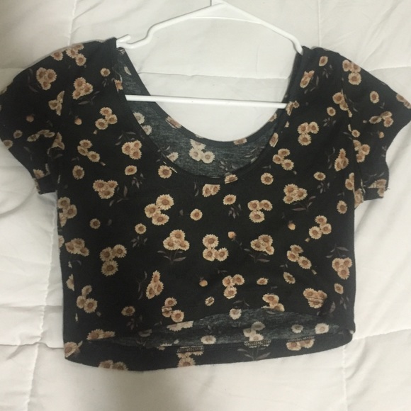 Black Yellow Floral Brandy Melville Crop Top - Picture 2 of 3