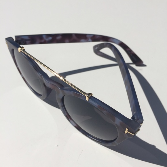 NWT || Black Tie Gray Tortoise Retro Sunglasses - Picture 2 of 4