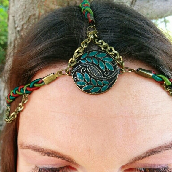 Custom headpieces handmade - Picture 4 of 4