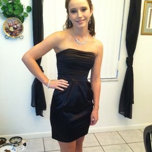 HOMECOMING Little black formal dress! Size 1/2