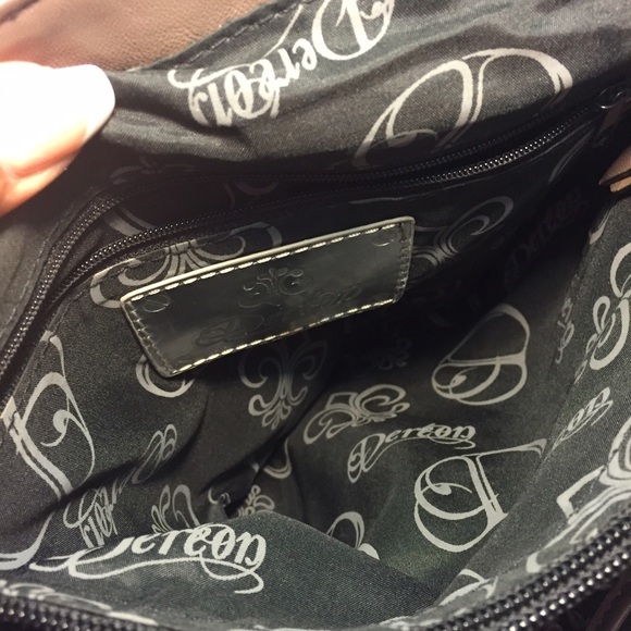 Grey House of Dereon Cross Body Bag - Picture 4 of 4