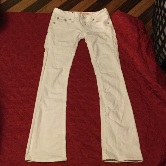 Maggie boot Rock revival white jeans 25x32