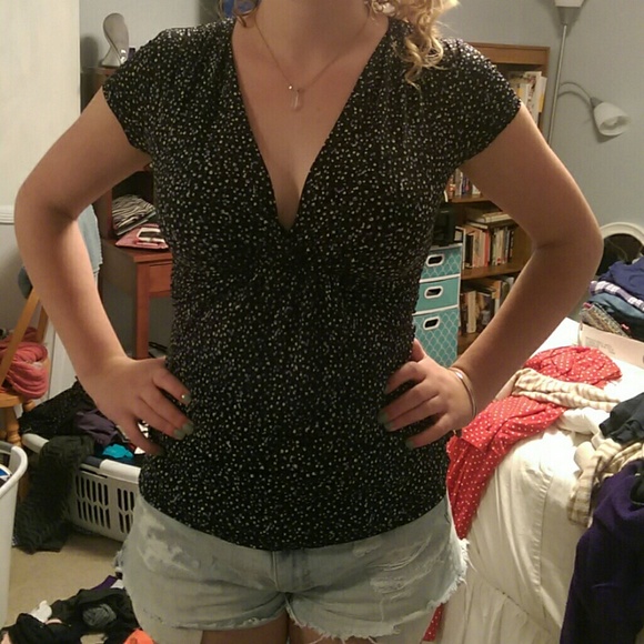 Black floral blouse - Picture 2 of 3