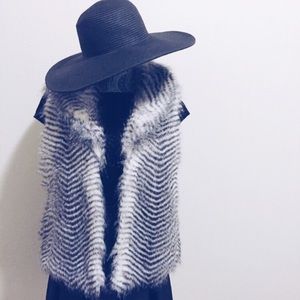 BB Dakota Fur Vest