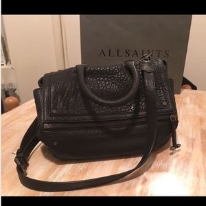 Practically brand new! Can fit a laptop!