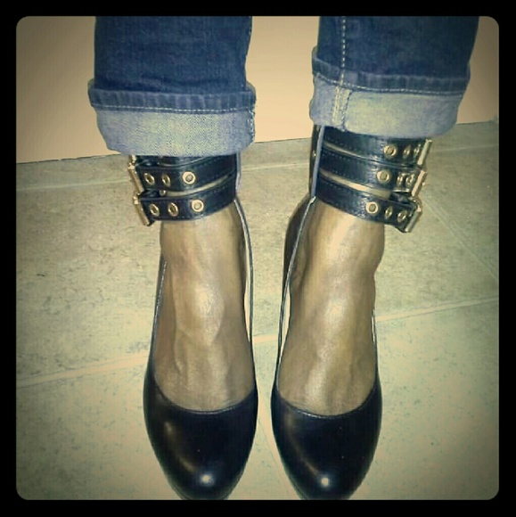 Anklet/shoe Jewelry sold separately