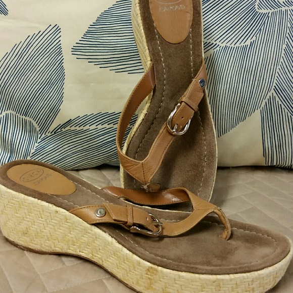 Joan & David Shoes - Joan & David wedge tan sandals, like new