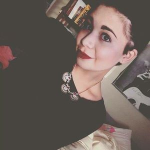 Meet your Posher, Hanna