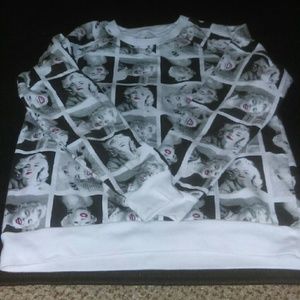 Marilyn Monroe Hoodless Sweater.