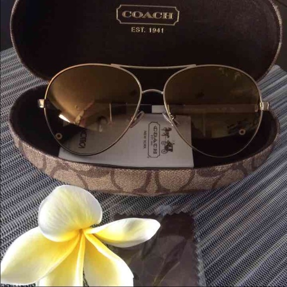 Coach Sunglasses - Picture 2 of 3