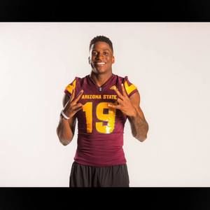 Meet your Posher, Ellis