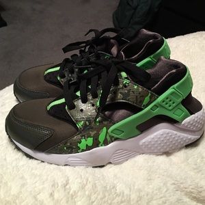 Nike Huarache's (youth)