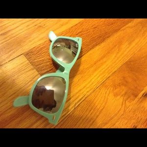 Ray-Bans Wayfarer Tiffany Blue
