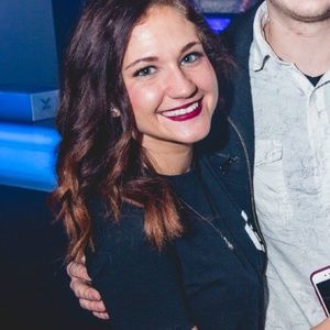 Meet your Posher, Deana
