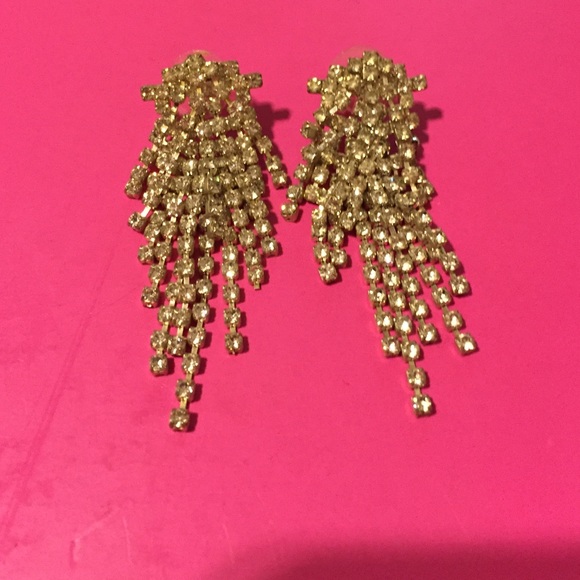 Pageant earrings - Picture 1 of 1