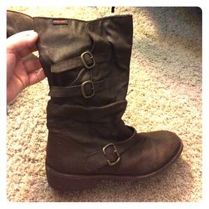 Rocket Dog brown boots