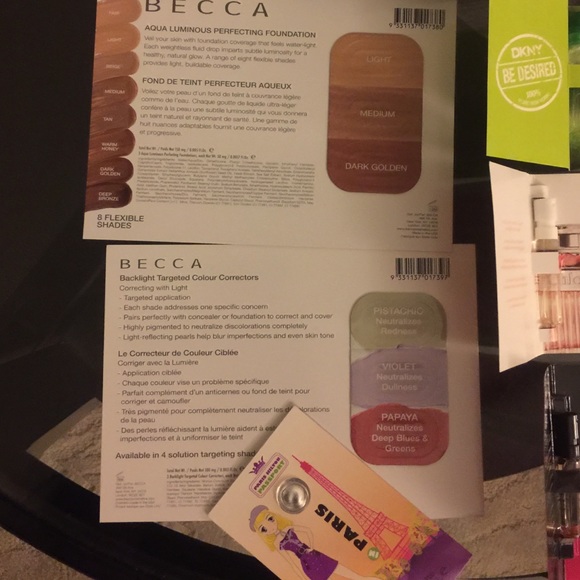 15 Luxurious Makeup & Fragrance Samples - Picture 2 of 4