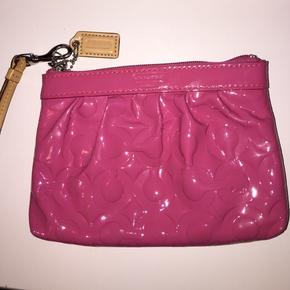 Coach patent Crimson embossed pleated wristlet - Picture 1 of 3