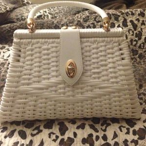 Pin up girl wicker basket purse👛