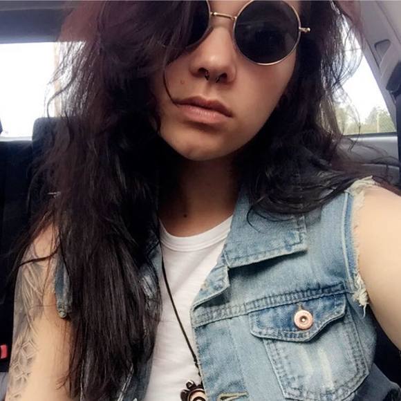 Meet your Posher, Tori