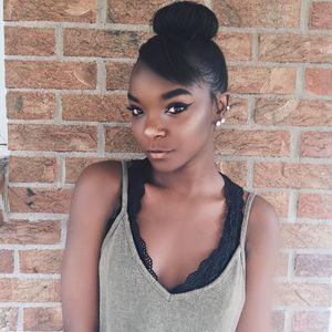 Meet your Posher, Shadae