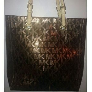 Do not buy. Saved for trade Michael Kors Tote