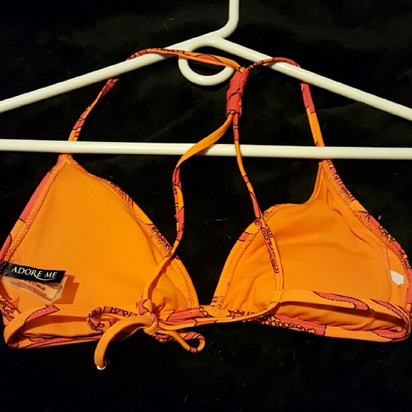 Bikini - Picture 3 of 4
