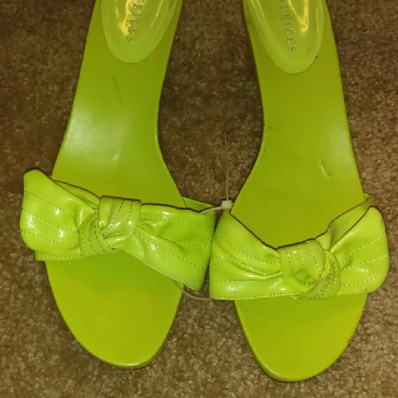 GRANNY GREEN - Picture 2 of 4