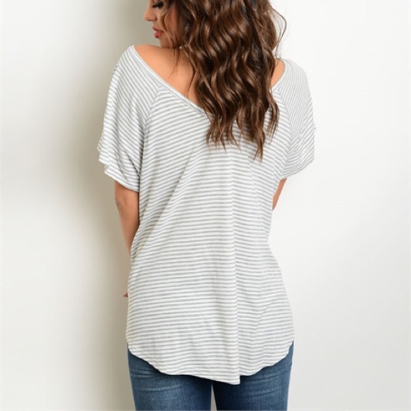 Last One! Final Price! Gray striped top - Picture 2 of 2