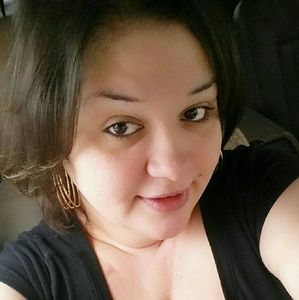 Meet your Posher, Daniela