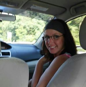 Meet your Posher, Eva