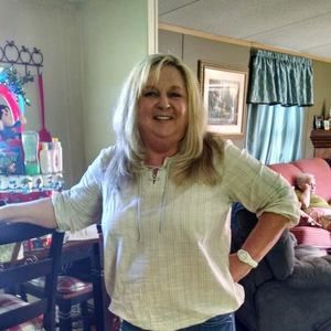 Meet your Posher, Vicky