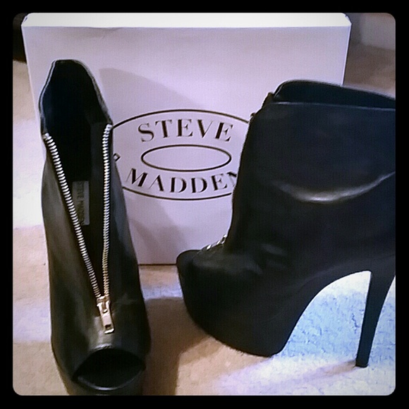 Steve Madden Shoes - Steve Madden Stilettos BRAND NEW!!