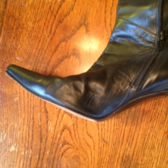 Stuart Weitzman Boots ADDITIONAL PHOTOS