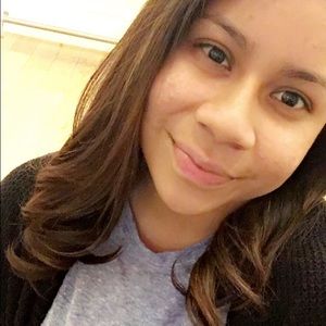 Meet your Posher, Liliana